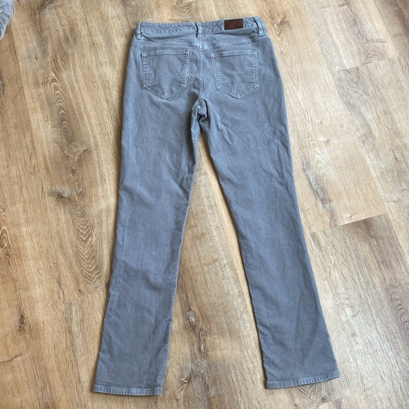 Lands End Straight Leg Mid Rise Gray Corduroys Size 8 - Picture 7 of 11
